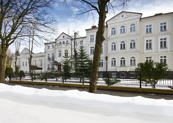 Maxymilian Unique - Adults Only فندق كولوبرزيغ